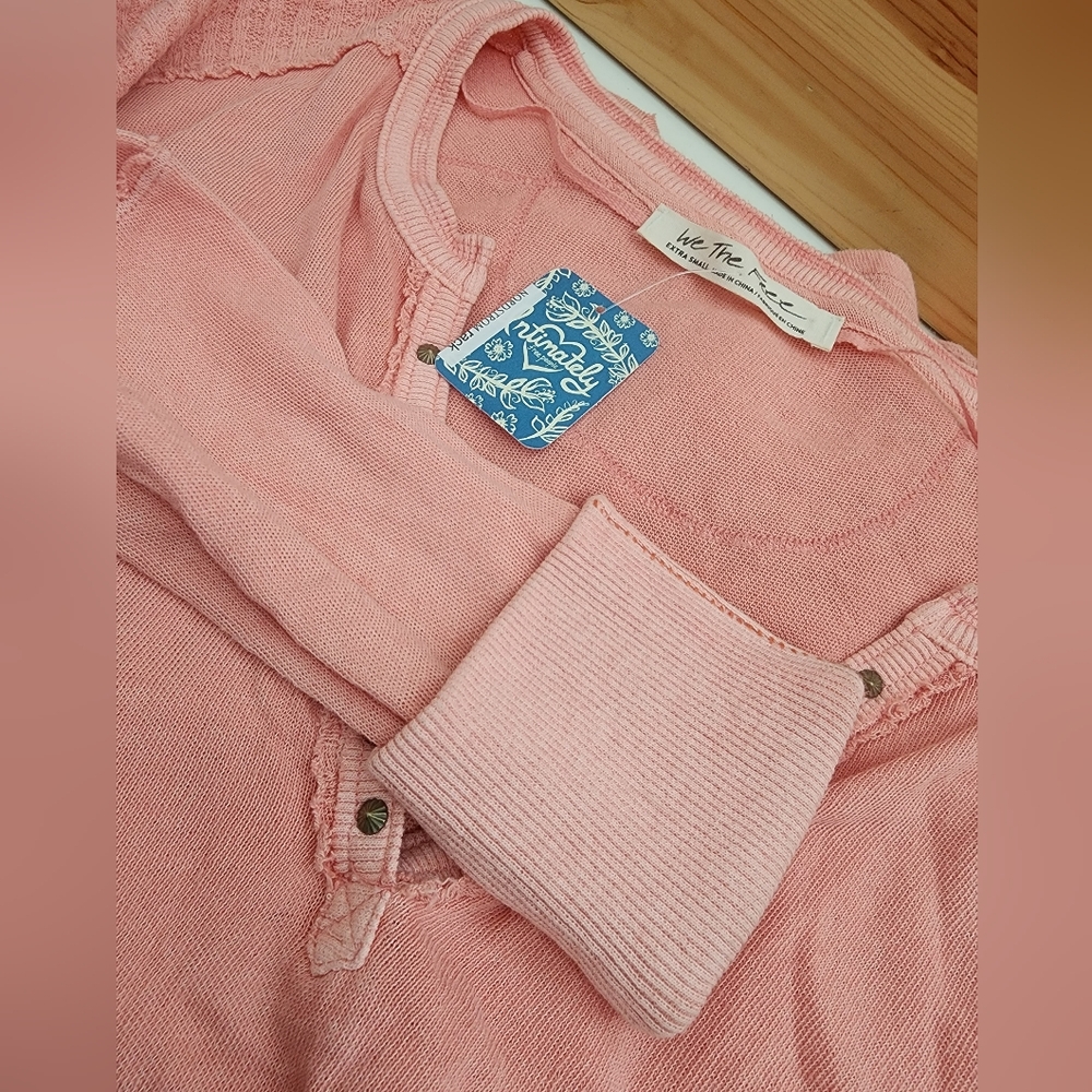Free People 100% Cotton Studded Henley V Neck Top,Peach/Pink color, XS, NWT - Picture 7 of 13